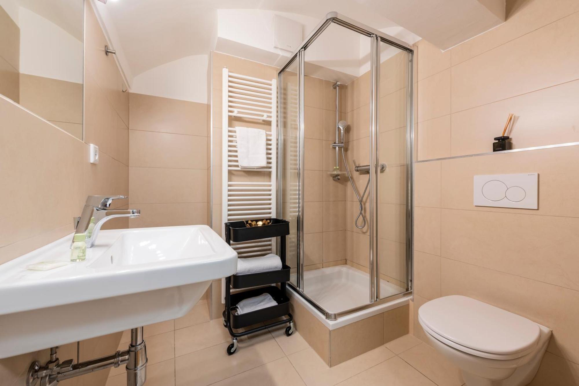 Kh Mariahilf Aparthotel Vienna Exterior photo